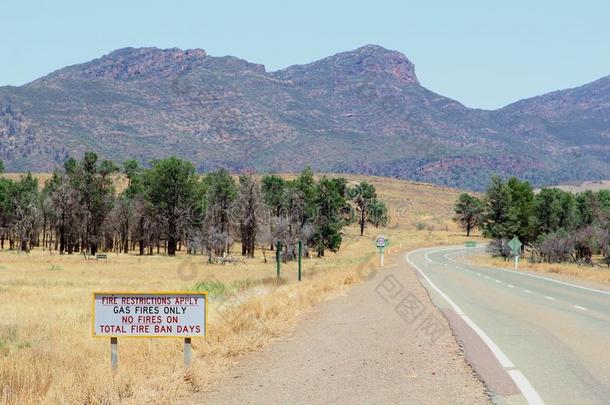 弗林德斯的消防限制范围为澳大利亚国家公园