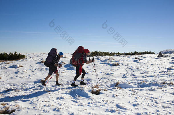 行动冒险背包露营登山者