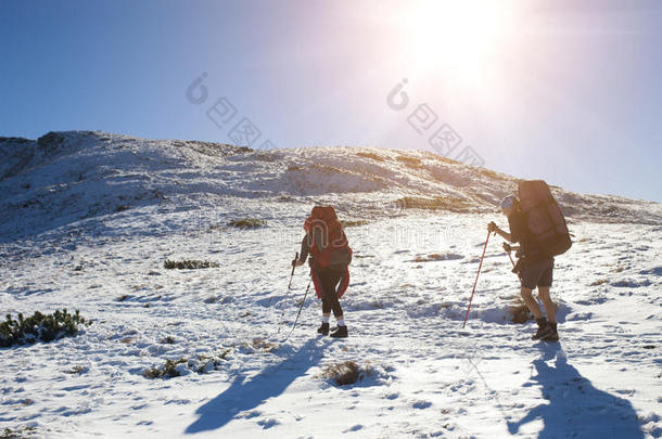 行动冒险背包露营登山者