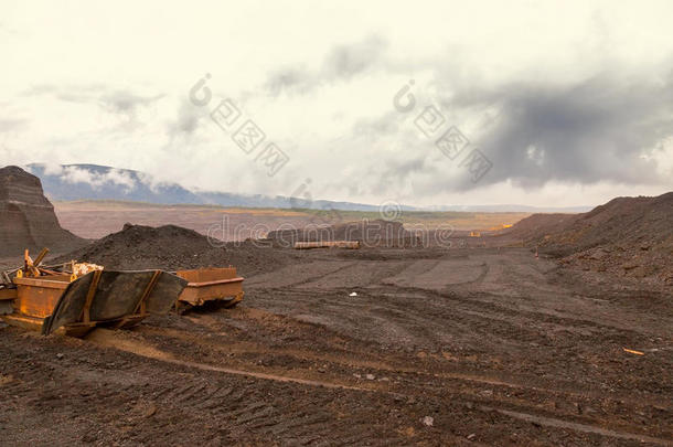 废弃的矿山-采矿后破坏的景观