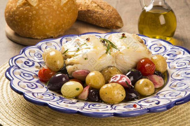 一种典型的葡萄牙菜，有鳕鱼，叫做巴卡豪多波多