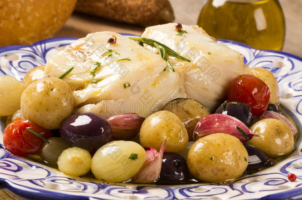 一种典型的葡萄牙菜，有鳕鱼，叫做巴卡豪多波多