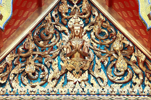 <strong>泰国</strong>曼谷瓦<strong>佛寺泰国</strong>寺庙屋顶上的黄金等腰结构