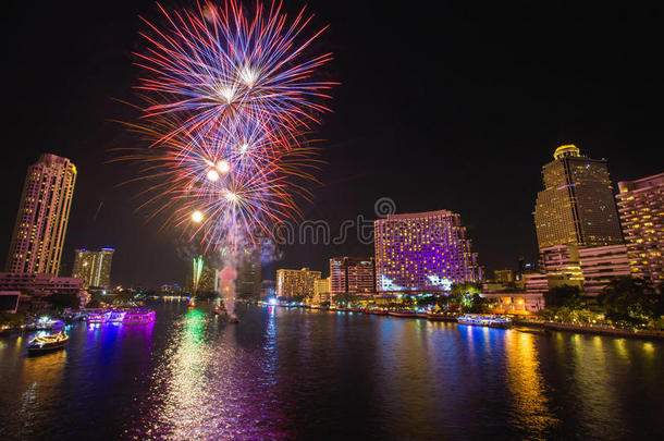 在2016年倒计时庆祝晚会中，在赵法雅河的烟火