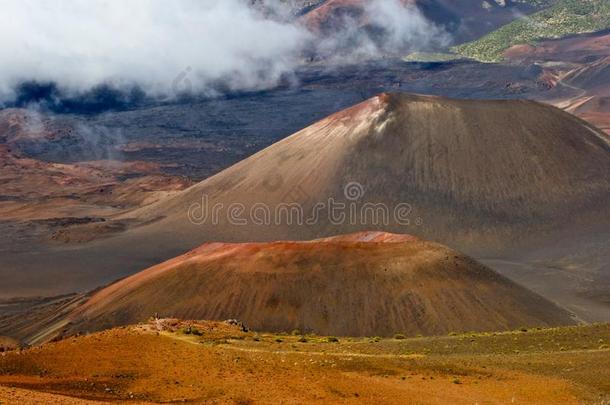 哈莱卡拉火山在一座火山里