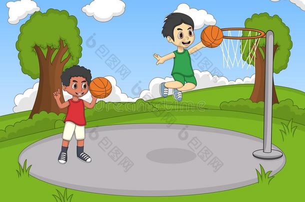 孩子们在公园的<strong>卡通</strong>里<strong>打篮球</strong>