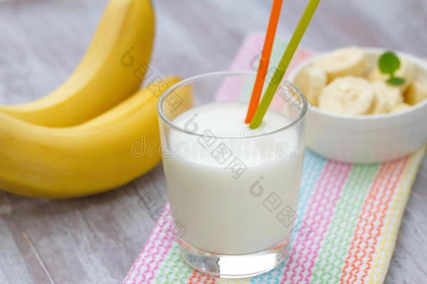 香蕉牛奶<strong>冰激淋</strong>