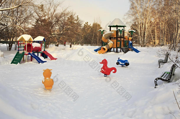 冬季儿童体育游戏综合体