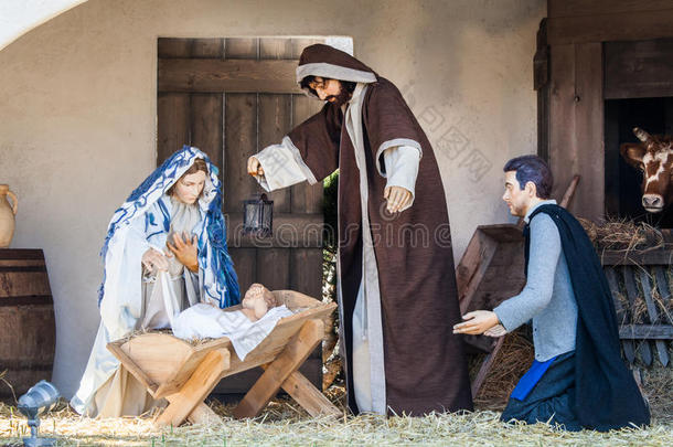 在圣皮埃特罗抄袭耶稣诞生的场景。 宝贝耶稣和麦当娜。