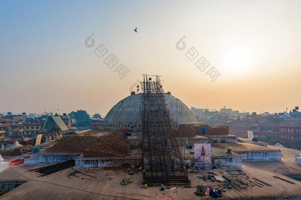 7.8地震后的Boudhanath多宝塔结构破坏