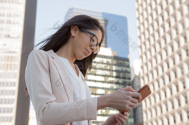 美国人有吸引力的美丽的明亮的建筑