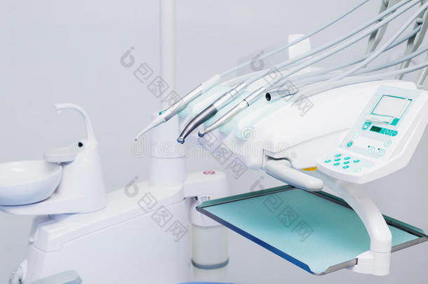 牙科工具和设备，卫生保健和牙齿护理用具