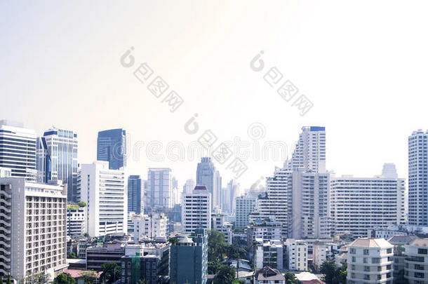 曼谷不同写字楼和公寓的城市景观