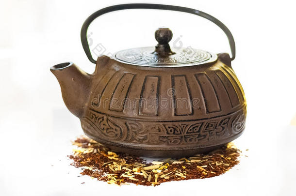棕色带肋铸铁茶壶