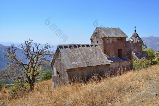 亚美尼亚，塔哈茨-卡尔<strong>山寺</strong>，10世纪的教堂