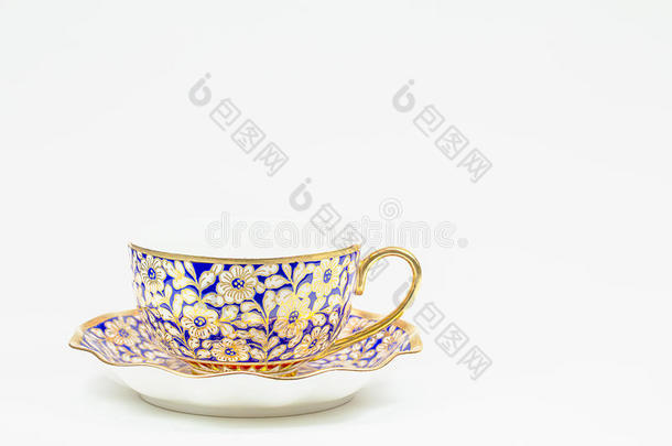 古董泰国陶瓷咖啡杯，<strong>茶托</strong>在白色背景