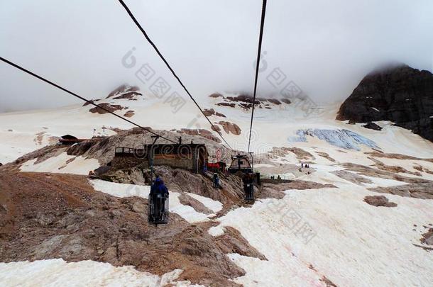 阿尔皮内莱克阿尔卑斯山高山费代亚意大利阿尔卑斯山