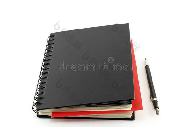 黑色<strong>封</strong>面笔记本组织者与贺卡在<strong>红包</strong>和离合式铅笔隔离在白色背景