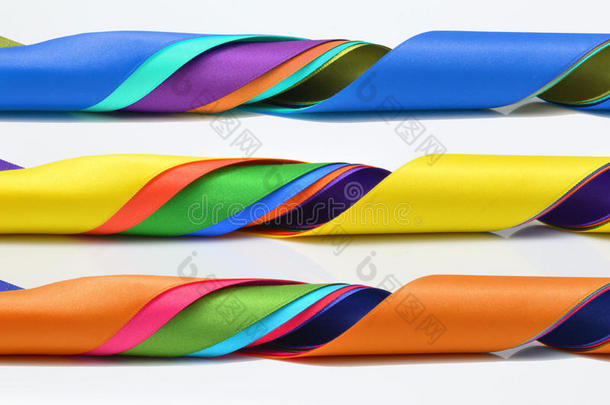 彩色丝带，红色，黄色，蓝色，绿色，橙色，紫色