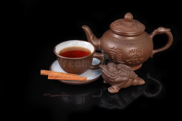为中国茶道手工制作的粘土