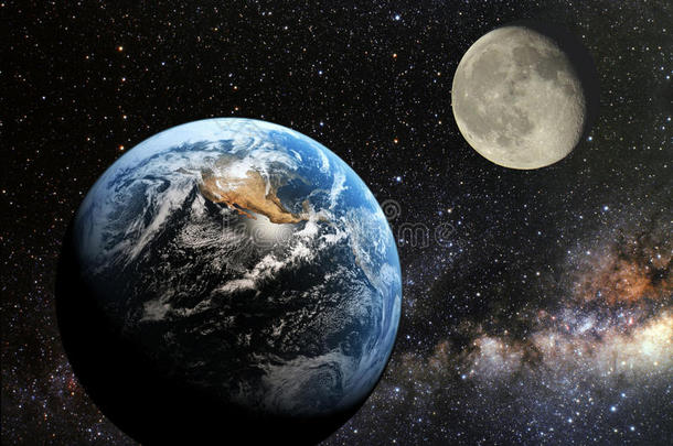 从太空看地球和月亮