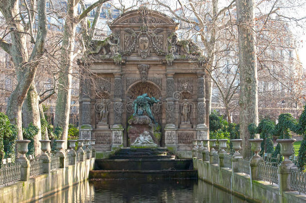优雅优雅的欧洲喷泉法国