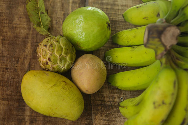 特写番石榴糖-苹果树芒果香蕉