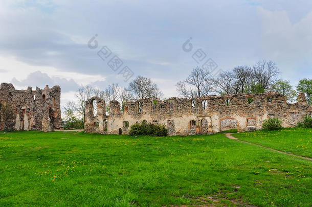 多贝利城堡，利沃尼亚秩序中世纪城堡遗址