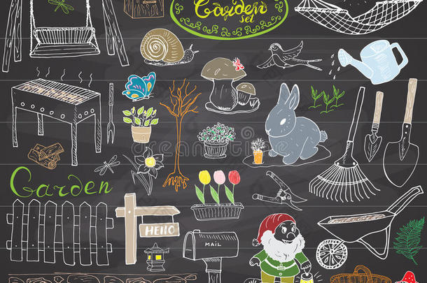 花园设置涂鸦元素。 手工绘制的素描，园艺工具，浮子和植物，花园人物，侏儒蘑菇，兔子，