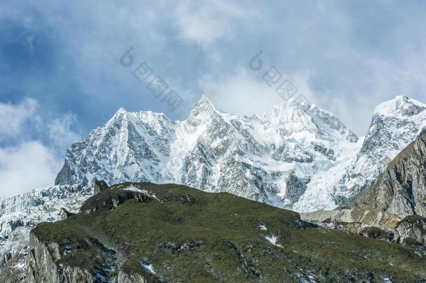 贡嘎雪山