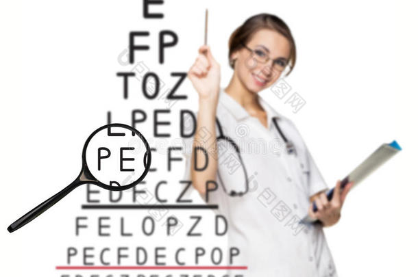医生记录结果视力测试