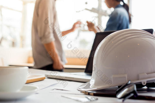 建筑办公桌背景建设项目思路