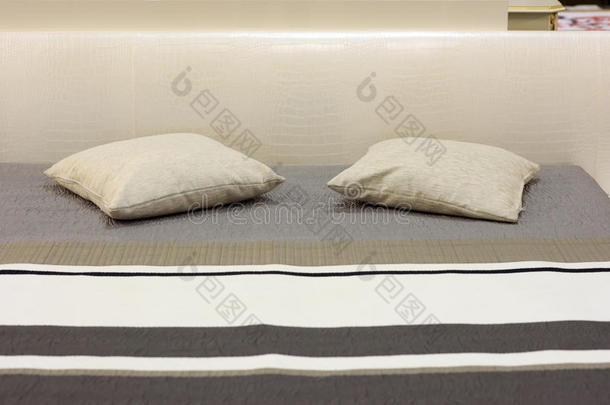 美丽的床卧室毯子家具