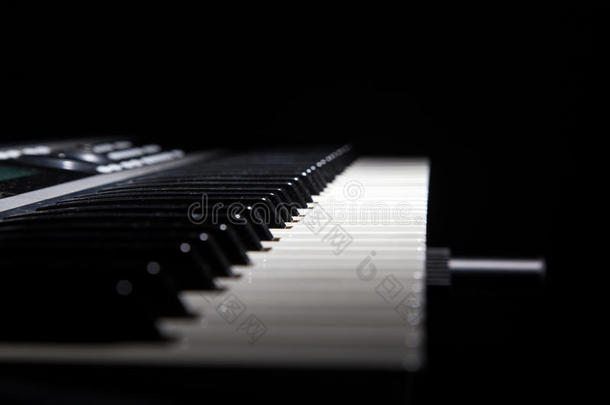 背景黑色音乐会工具键盘