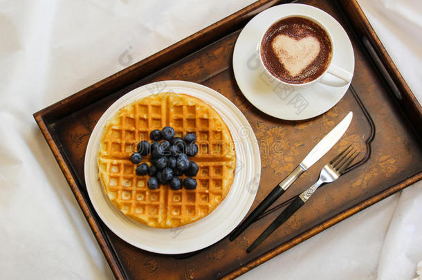 比利时的蓝莓早餐早午餐咖啡