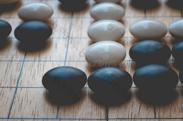 去还是围棋棋盘游戏