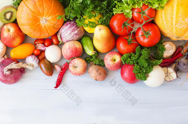 种植新鲜蔬菜和水果。