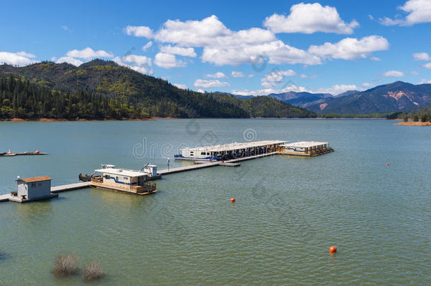 划船船加利福尼亚气候水坝