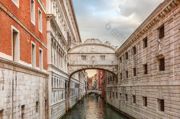 意大利威尼斯的叹息桥