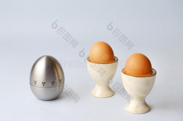 鸡蛋计时器和煮鸡蛋