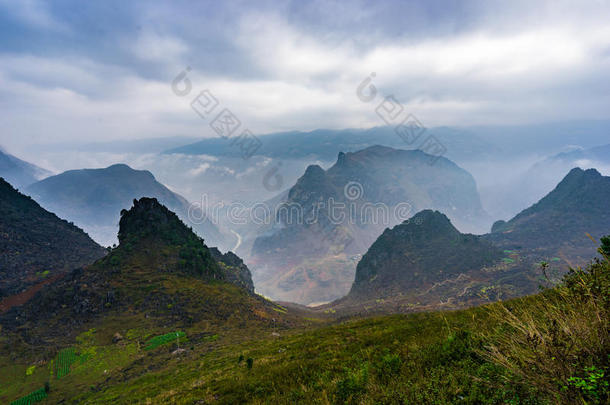 亚洲亚洲的背<strong>景</strong>美丽的云