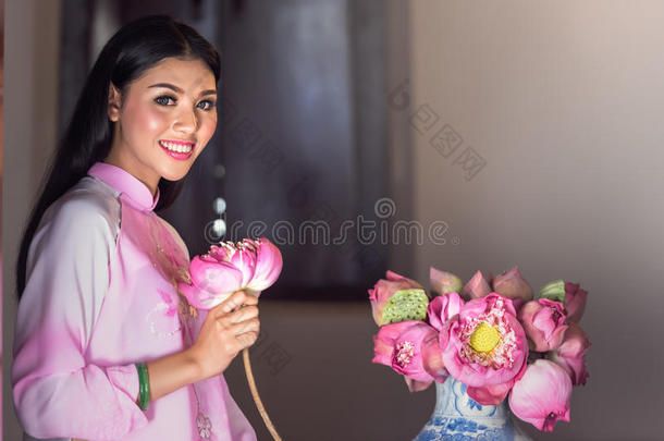 单独地亚洲亚洲的美丽的开花