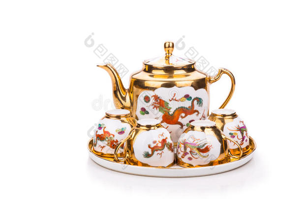 通用的中国传统茶具，用于婚礼茶道