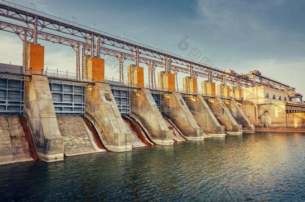 电力水力发电厂