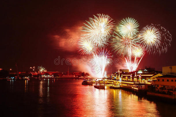 2016年阿伦庆祝湄南河烟花