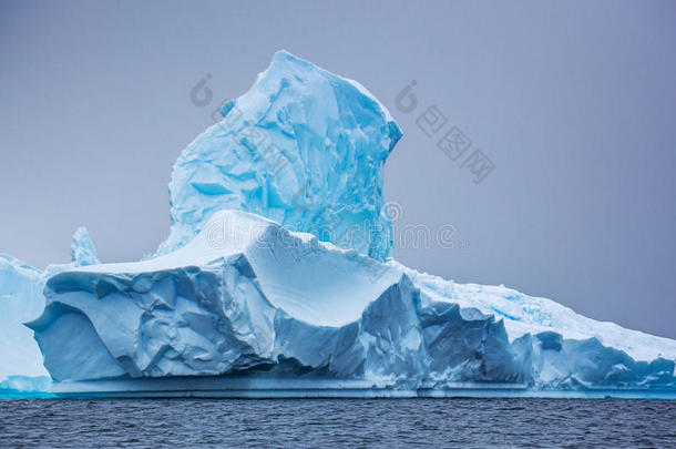 南极南极洲北极的地区背景