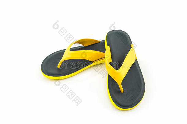 五颜六色的凉鞋，黄色和黑色拖鞋。