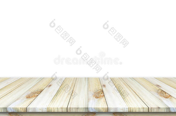 白色背景上隔离的木桌或<strong>柜台</strong>（架子）的空顶视图。 <strong>展示</strong>你的产品。