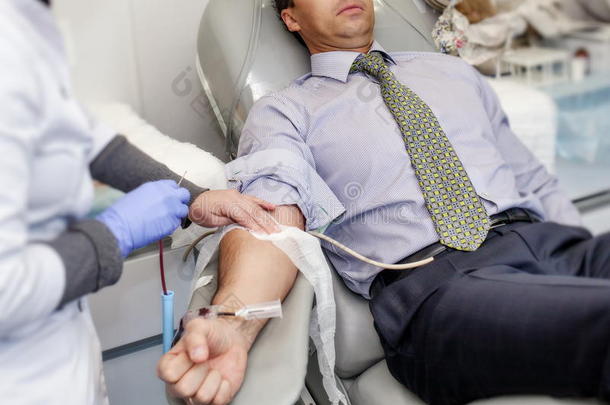 捐献者献血