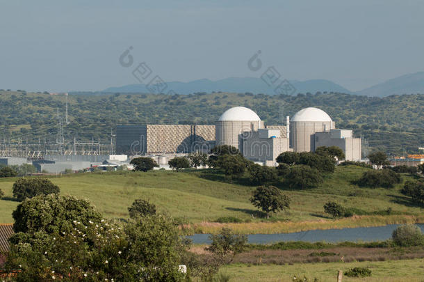 西班牙中部的阿尔马拉兹核电站